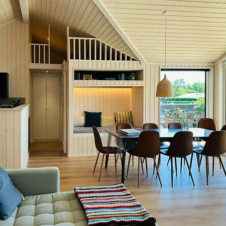 Classic Near Forest And In Holiday home Grenaa